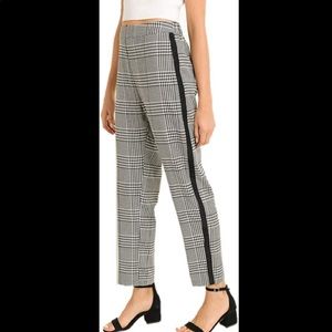 Gilli B&W plaid struggled pants